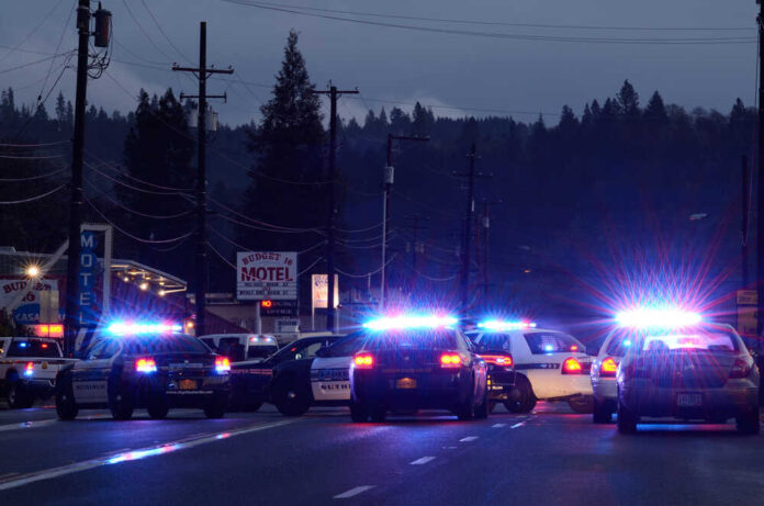 Roseburg,Oregon,-,December,17:,Police,Cars,At,Incident,Where