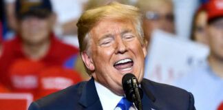 Trump's Tariff Weapon Crushes Russia's War Machine