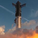 Blastoff! SpaceX Starship launches to orbit for first time, booster splashes down